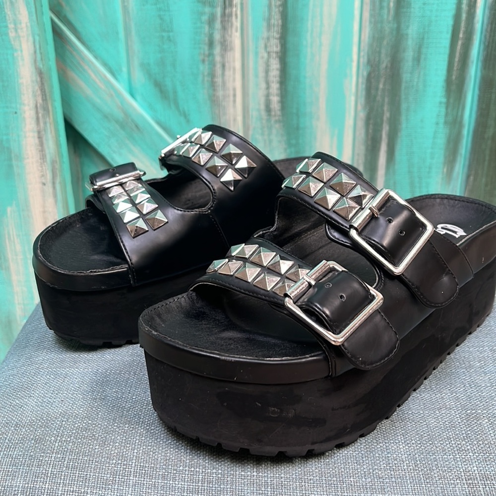 Charla tedrick sandal size 7